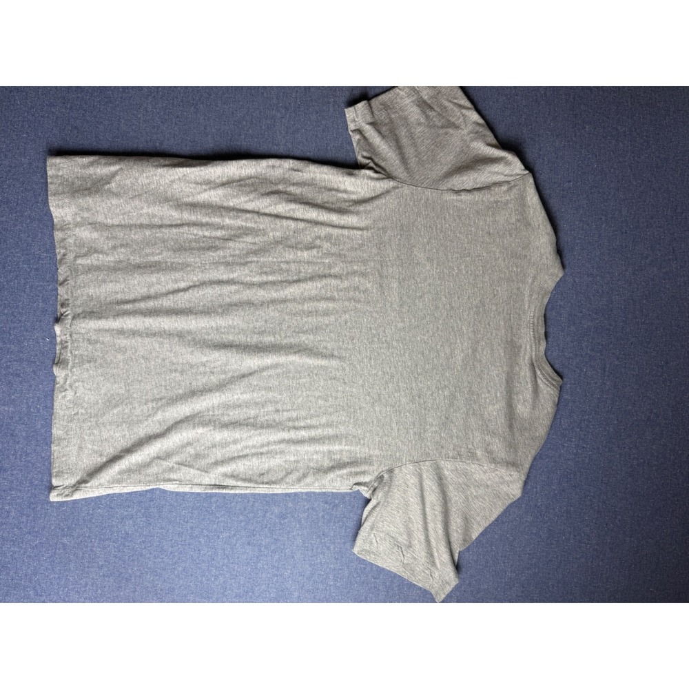 Nike Sportswear Mens Essential Embroidered Logo T-Shirt Gray AR4997-063 Small - Picture 7 of 7